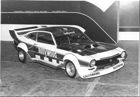 O Quadrijet teve que ser fabricado em série por conta de só serem aceitos nas corridas de carros de fabricação em série.  