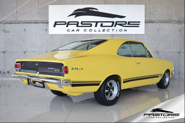 Para concorrer com os esportivos Maverick e Dodge, o Opala lança a versão SS, com um acabamento diferenciado e um motor mais potente.